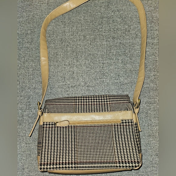 Carryland Purse - Picture 14 of 16